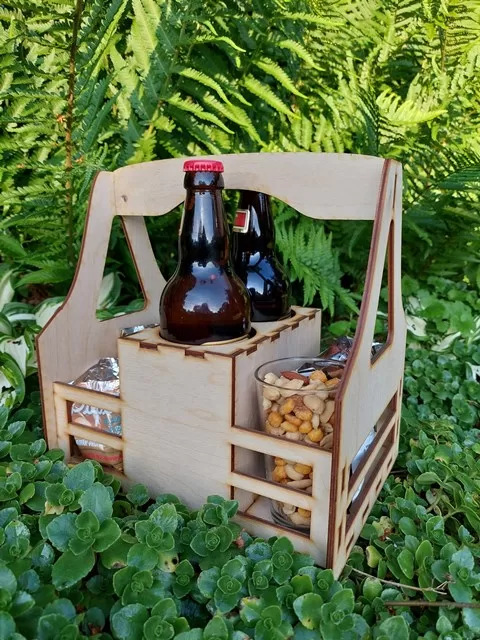 Alus pudeļu turētājs+uzkodas 8 EUR